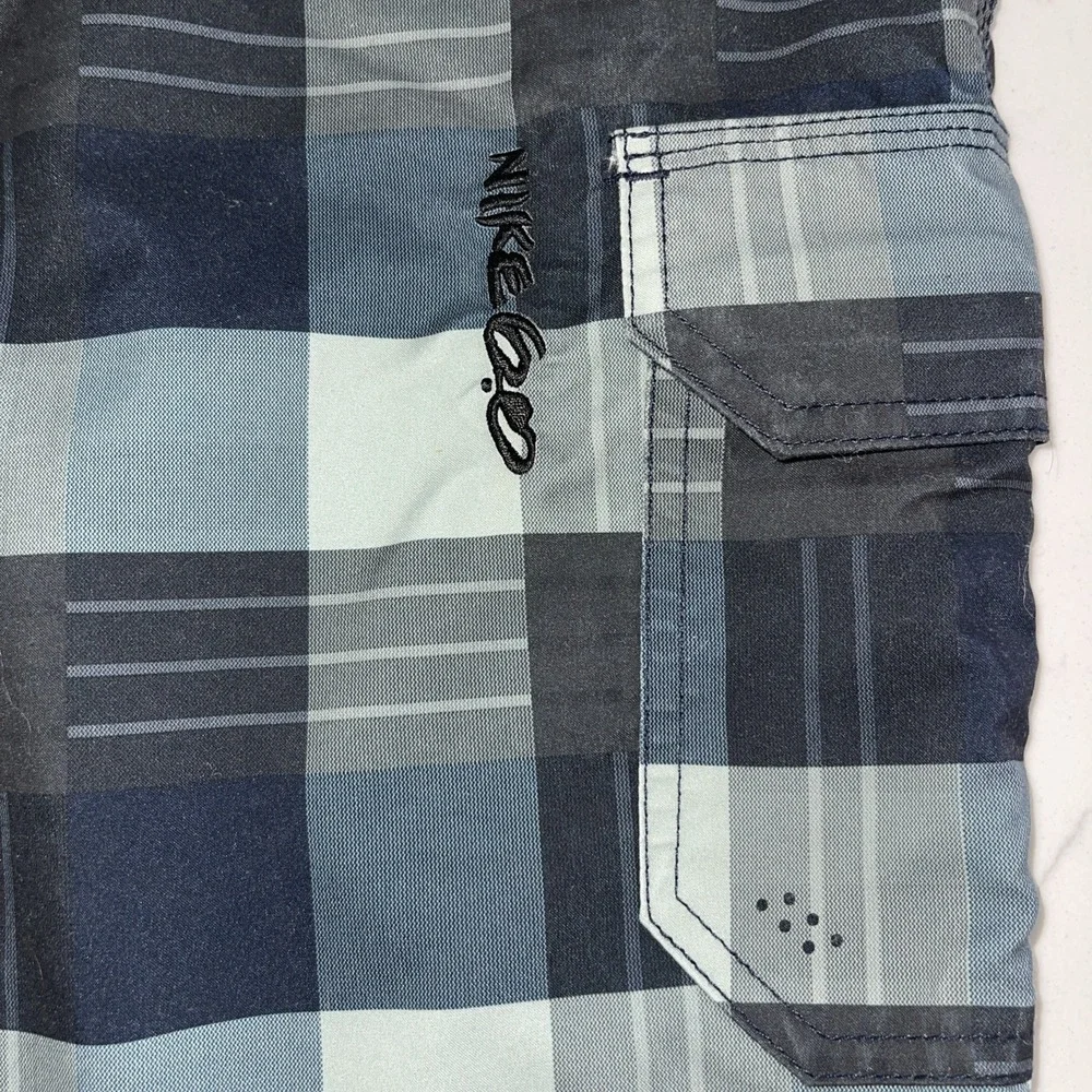 Nike 6.0 Board Shorts 34 Gray Grey Plaid Swim Trunks Swimming Mens Skateboarding